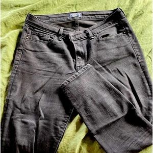 A&F stretchy skinny’s